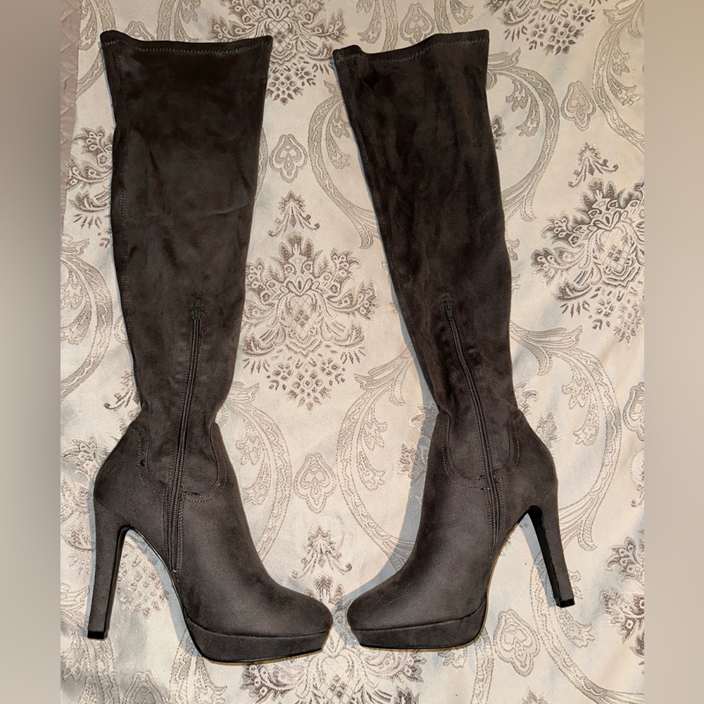 Women’s 8.5 Thigh High Over The Knee Platform Stiletto Heel, Grey Color